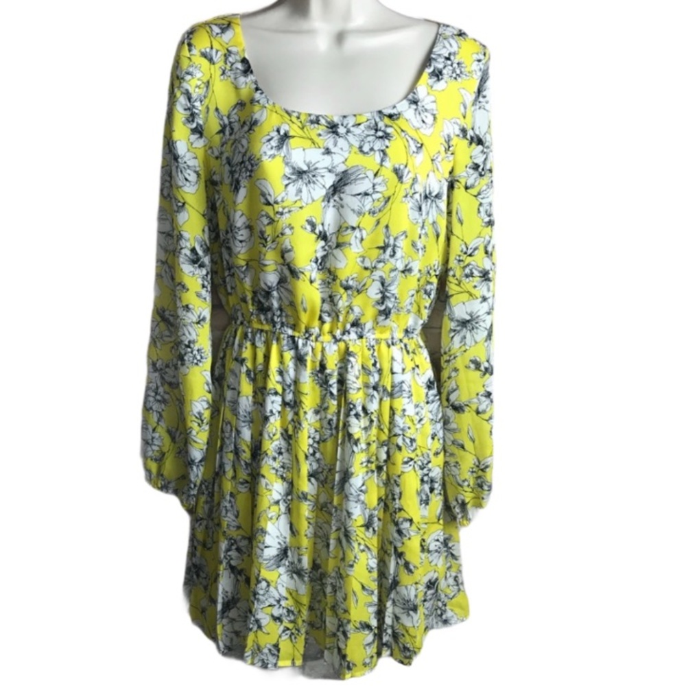 Forever 21 Shift dress Elastic Waist Floral Yellow